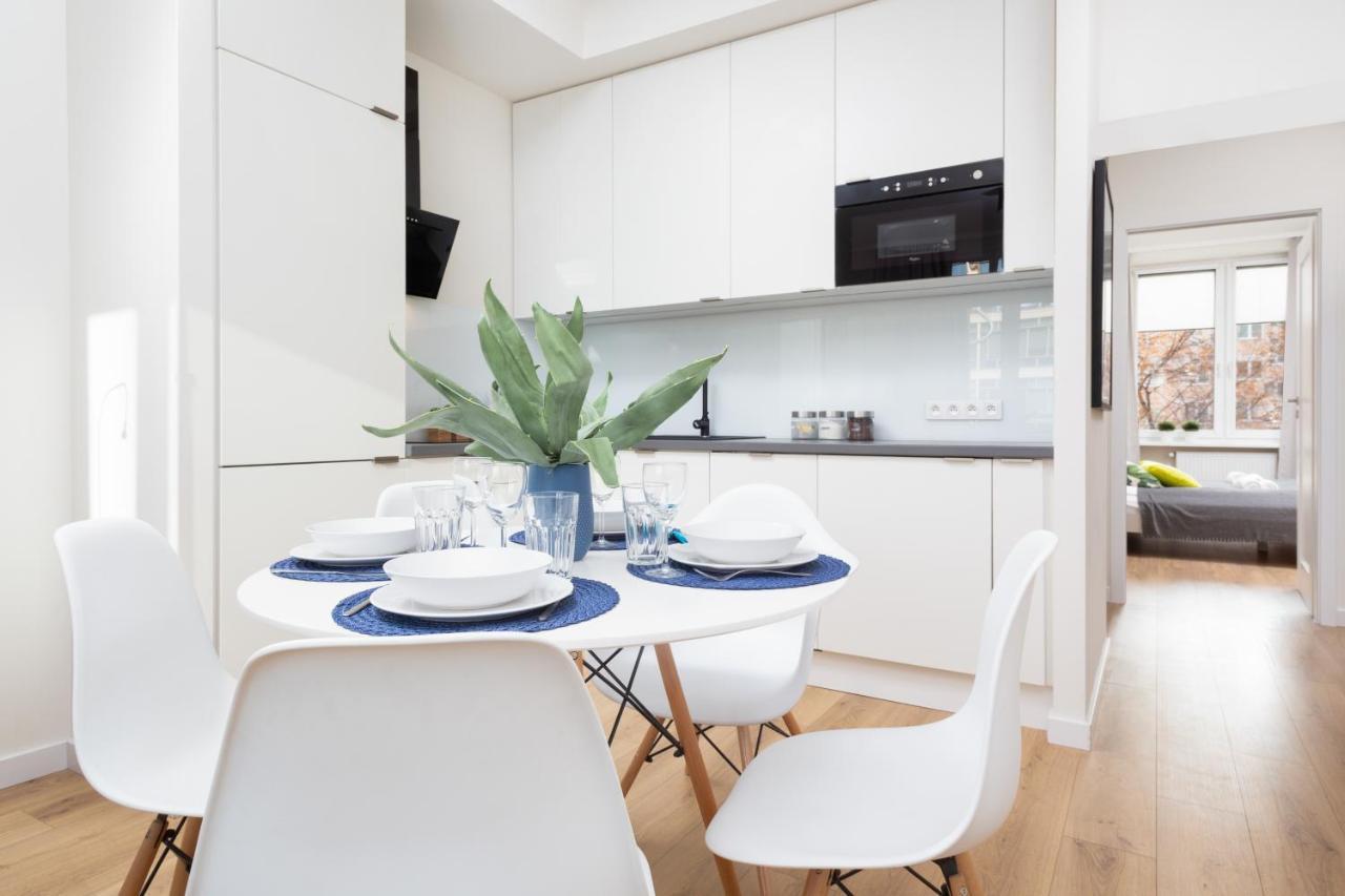 Family City Center Apartment By Renters Prestige 华沙 外观 照片